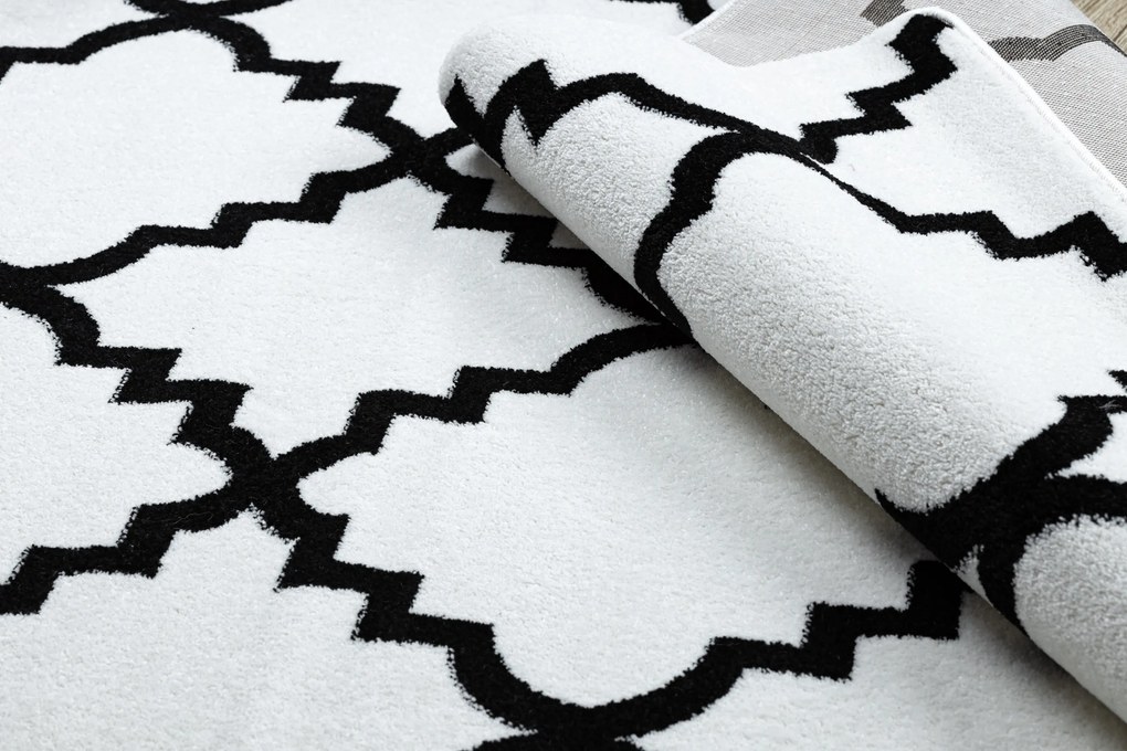 Covor Sketch - F343 cremă și negru marocani Trellis