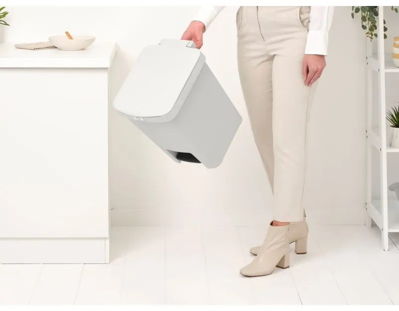 Coș cu pedală Brabantia StepUp 1008483, 25 L, Materiale ecologice, Deschidere mare, Gri deschis