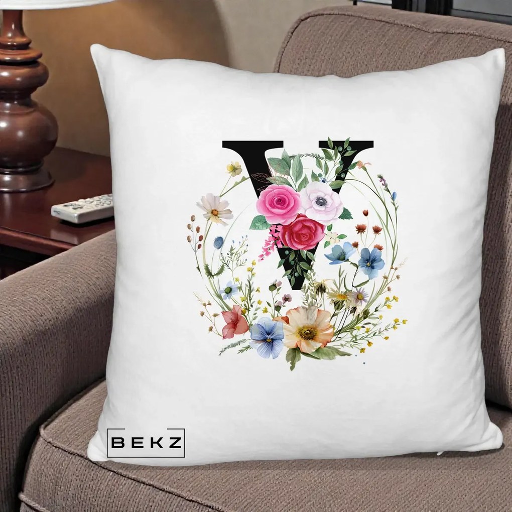 Cadou Personalizat - Perna Personalizata Monograma Florala Litera V cu Coroana, 40x40 cm, Alb Pufos, Husa Detasabila, Perna Inclusa, BEKZ®