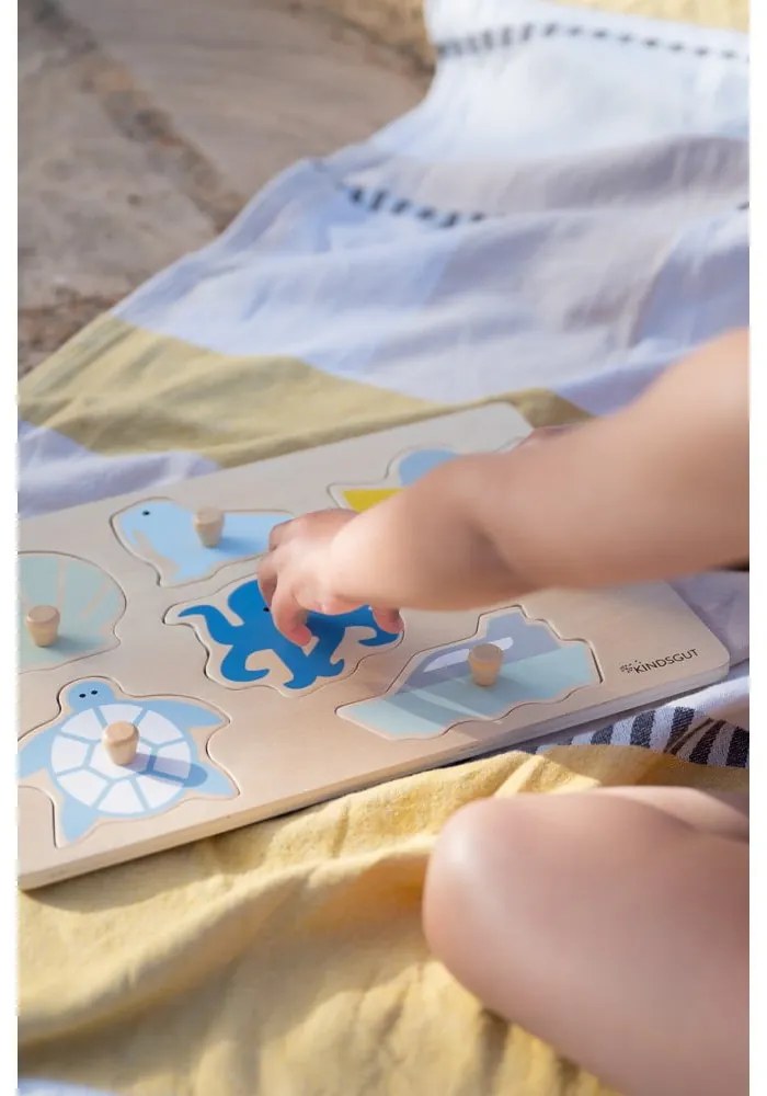 Puzzle (număr de piese 6) de inserat din lemn Ocean – Kindsgut