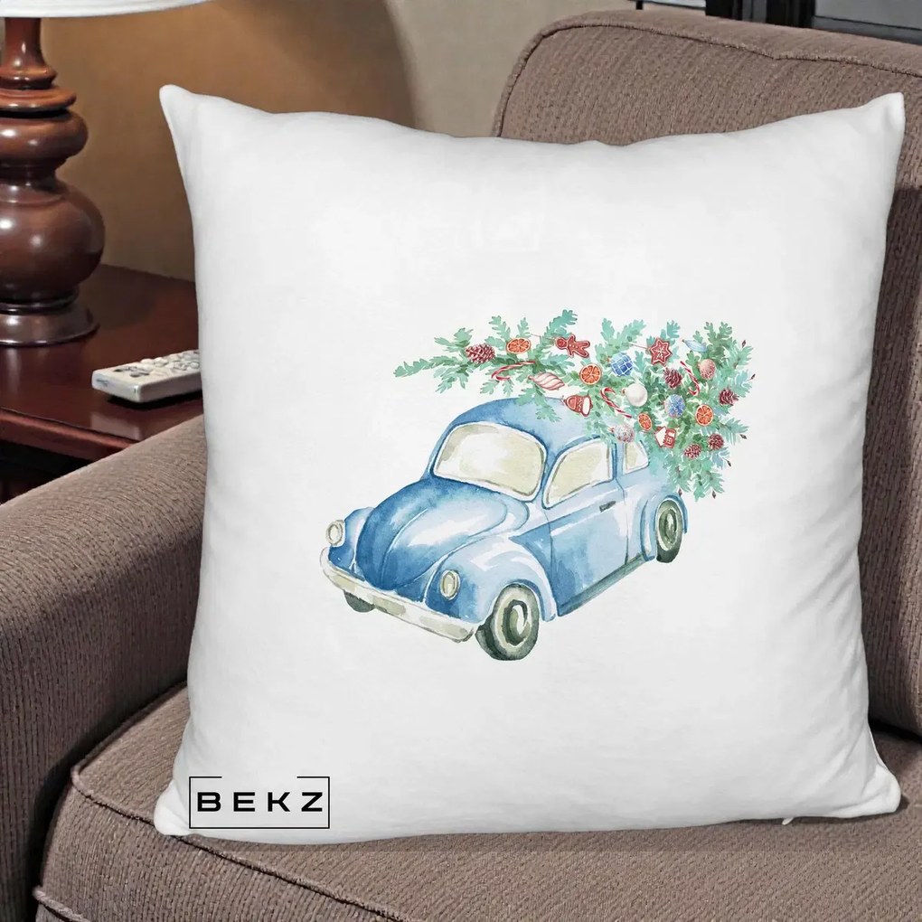 Perna Decorativa Masinuta Albastra cu Brad de Craciun, 40x40 cm, Alb Pufos, Husa Detasabila, Perna Inclusa, BEKZ®