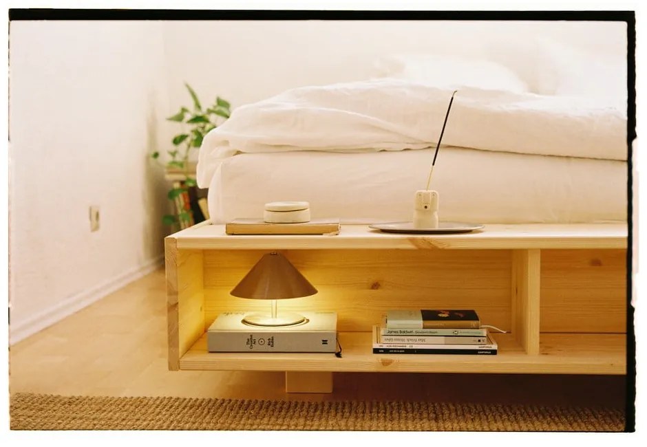 Pat matrimonial în culoare naturală din lemn de pin cu somieră 180x200 cm Merge – Karup Design