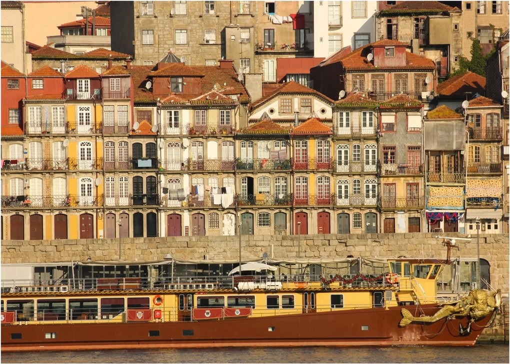 Tablou pe sticlă - Cartierul Waterfront, Portugalia (70x50 cm)