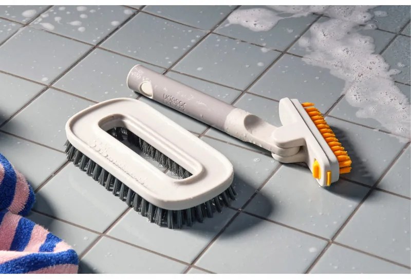 Perie pentru faianta si gresie Joseph Joseph CleanTech 6500022, 31 cm, Orificiu de agatat, Gri/Galben