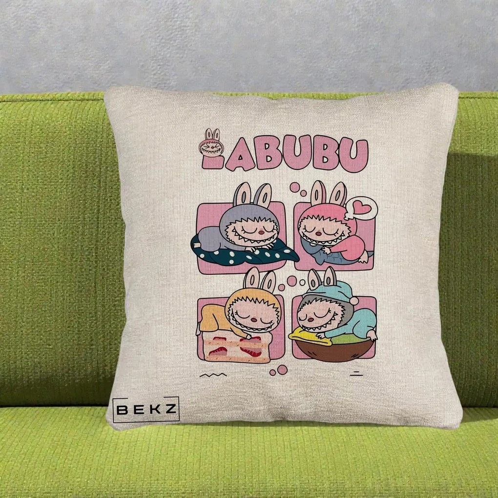 Perna Personalizata Labubu Sleeping Quad Grid, 40x40 cm, Bej Canapea, Husa Detasabila, Perna Inclusa, BEKZ®