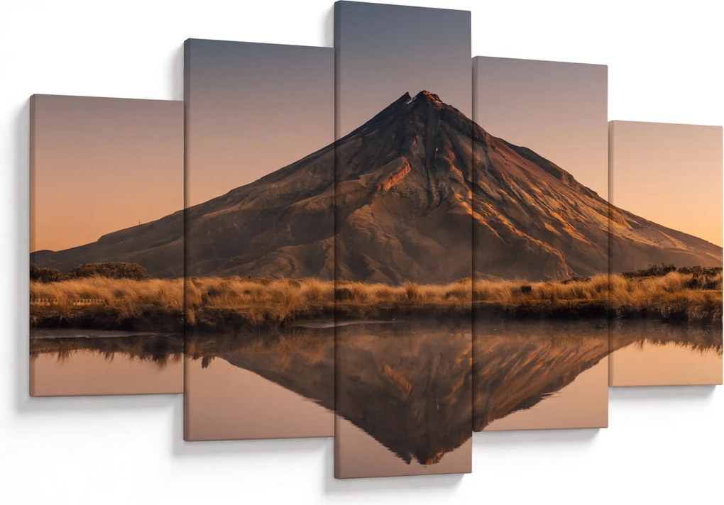 Tablou oglindirea muntelui Taranaki, Noua Zeelanda (150x105 cm)