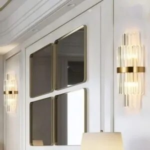 Aplică Aurie cu Cristale – 2 Fasunguri E14, Design Elegant din Metal și Cristal, 36×20×10 cm