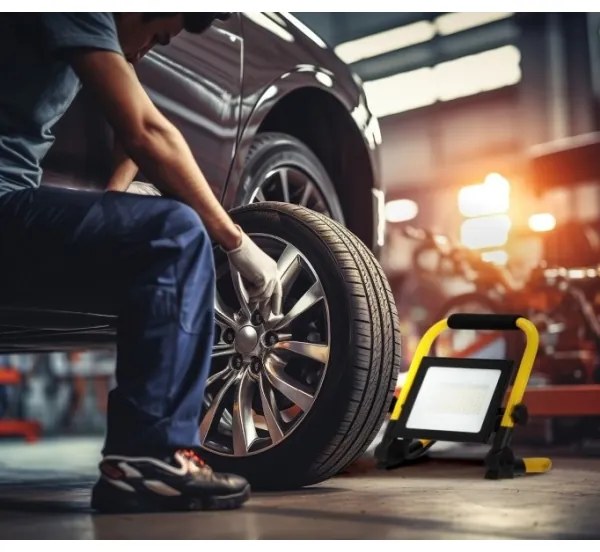 Proiector LED TIGRA LED/50W/4000K IP54 negru/galben