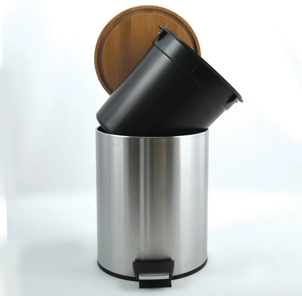 Coș de gunoi argintiu mat cu pedală din oțel 5 l Adonis – Spirella