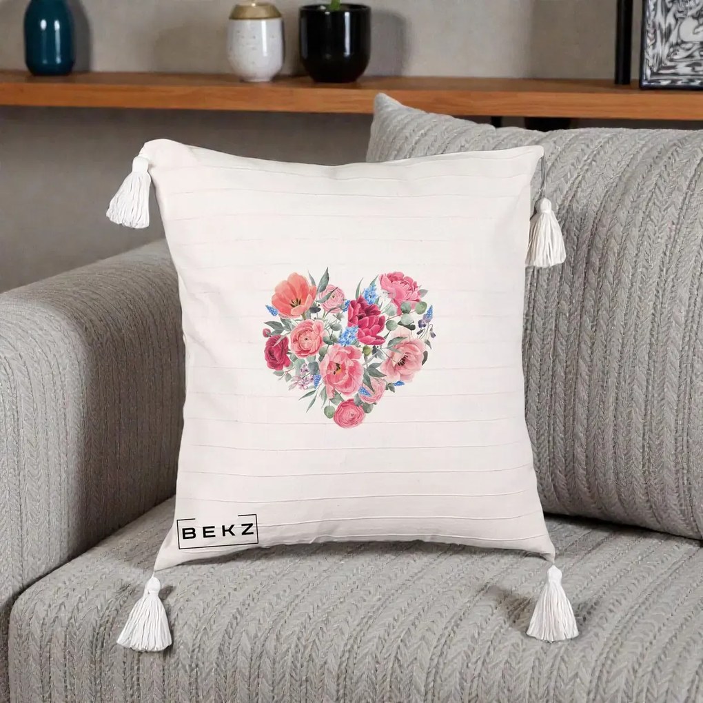 Perna Decorativa Inima din Bujori Acuarela, 40x40 cm, Bej cu Franjuri, Husa Detasabila, Perna Inclusa, BEKZ®