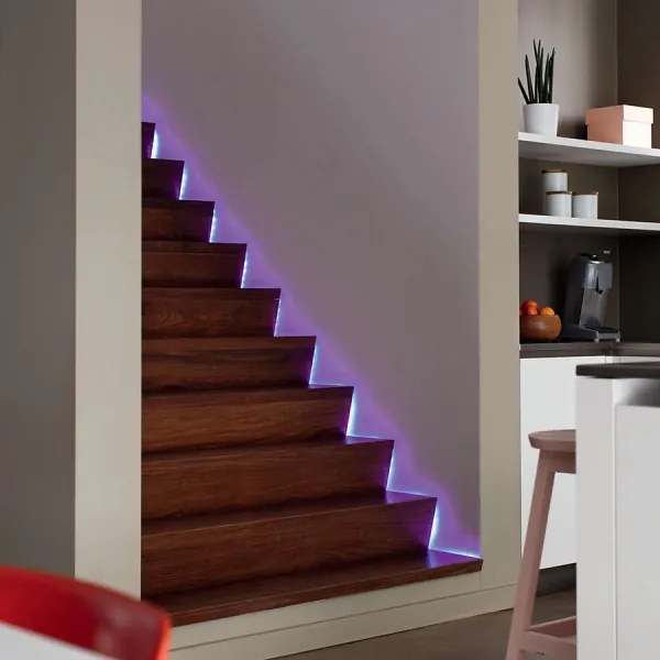 Philips MYLIVING LIGHTSTRIPS 5m RGB LED 17W, stmívatelný pásek 70102/31/P6