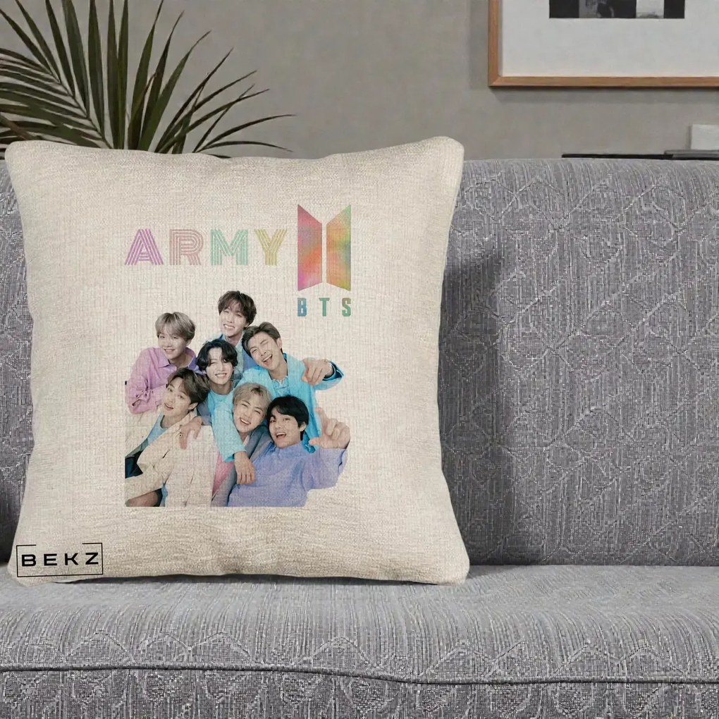 Perna Personalizata K-pop BTS ARMY Fotografie Grup Veseli, 40x40 cm, Bej Canapea, Husa Detasabila, Perna Inclusa, BEKZ®