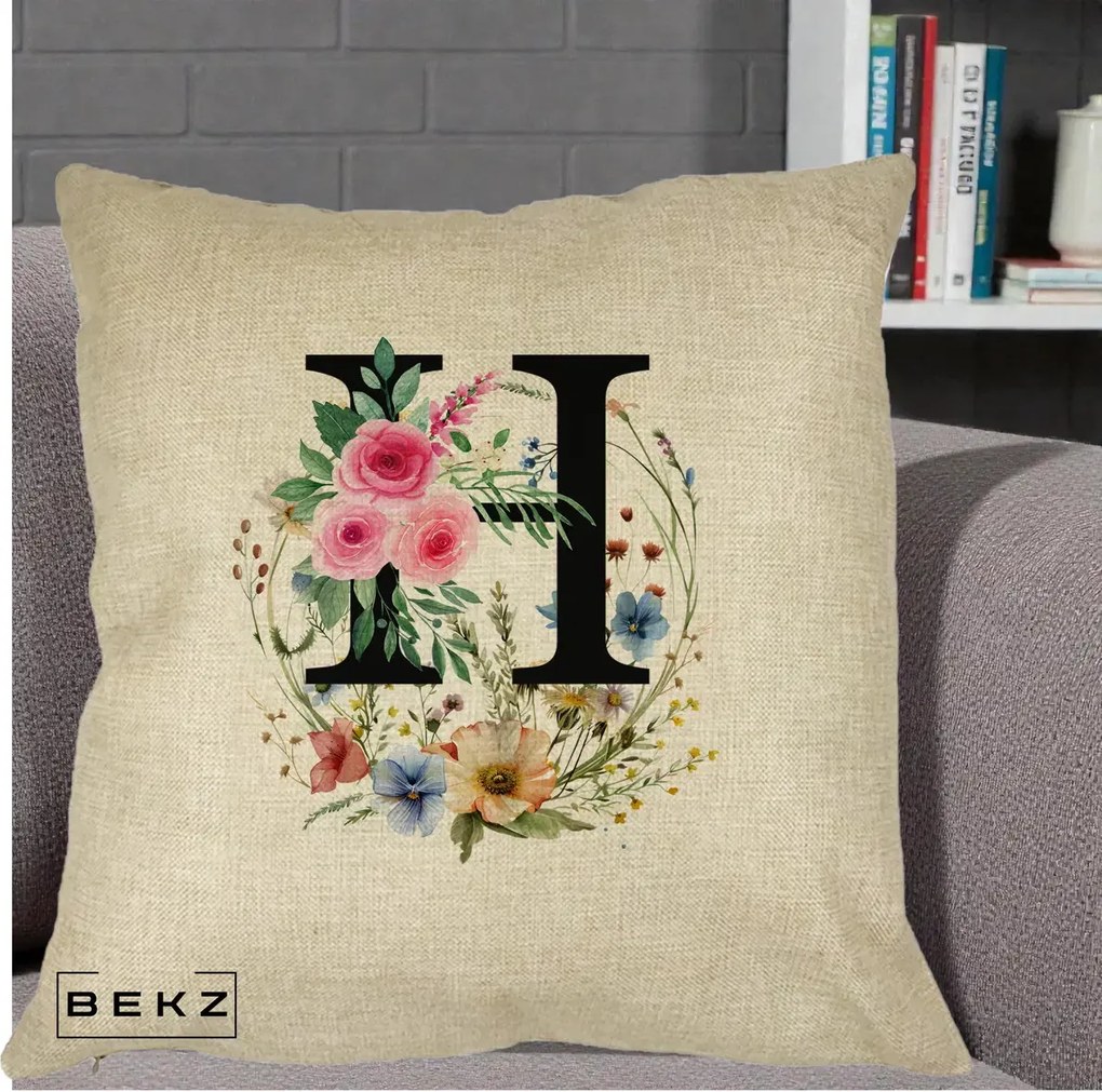 Cadou Personalizat - Perna Personalizata Monogram Litera H cu Flori Acuarela, 40x40 cm, Crem, Husa Detasabila, Perna Inclusa, BEKZ®