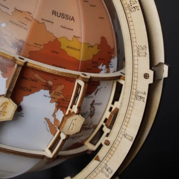 Puzzle mecanic 3D din lemn, glob strălucitor RoboTime