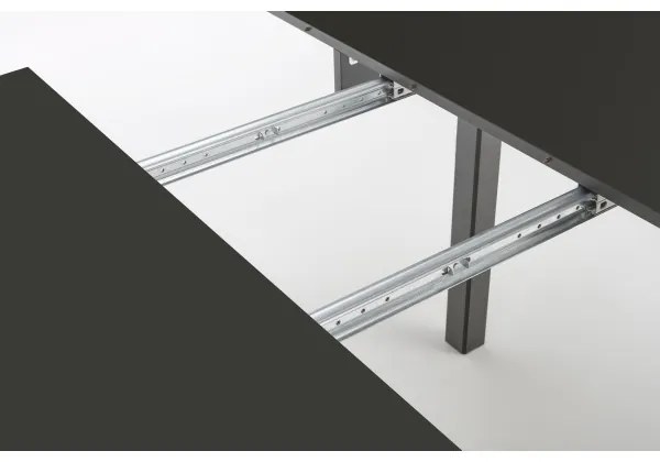 Masă de dining CALMIO neagră