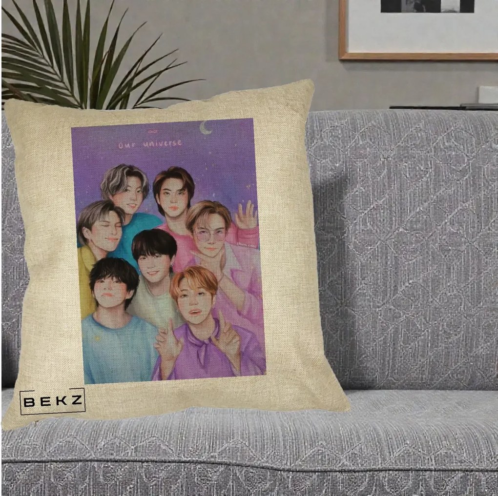 Perna Personalizata K-pop BTS Our Universe Fanart Violet Pastel, 40x40 cm, Crem, Husa Detasabila, Perna Inclusa, BEKZ®