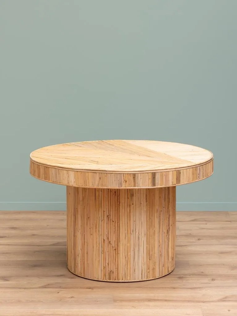 Masa rotunda de dining din rattan, "Carica"