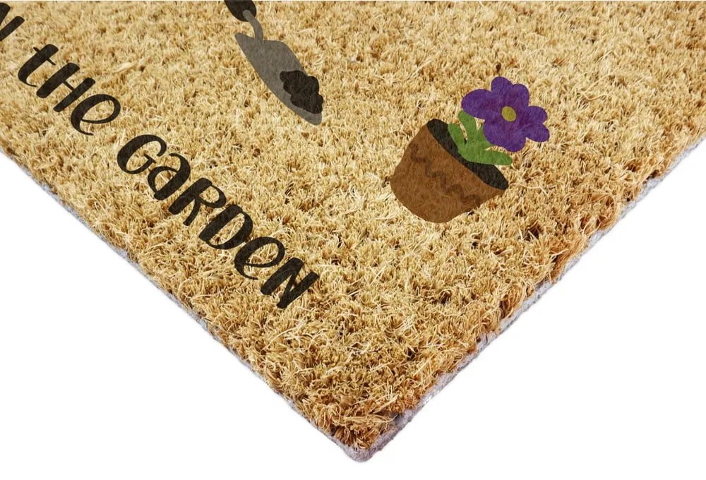 Covoraș de intrare din fibre de nucă de cocos 40x60 cm Probably in the Garden – Artsy Doormats