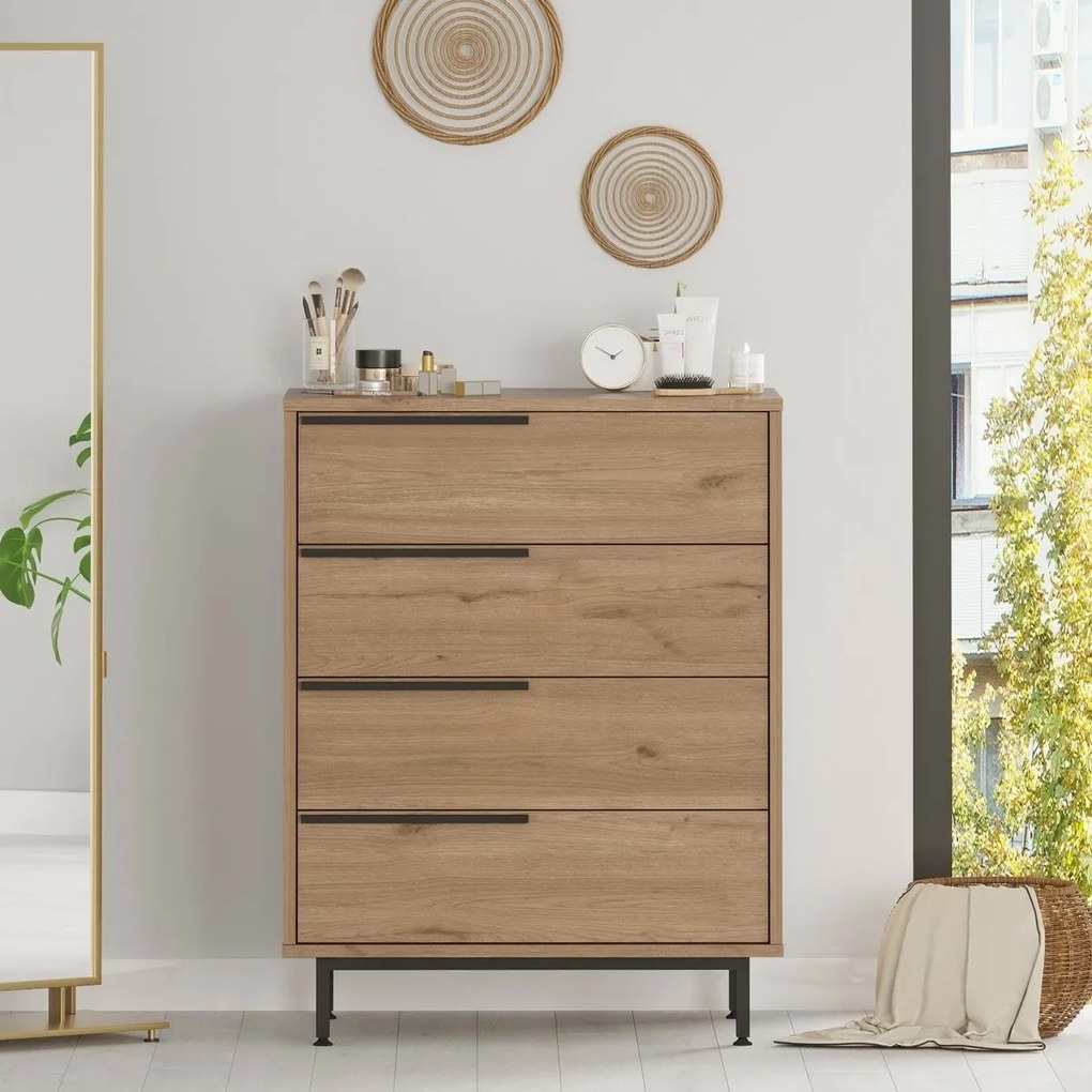 Comoda On Walnut