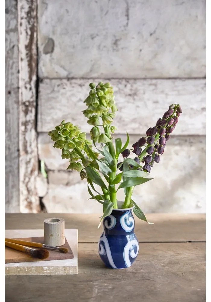 Vază albastră din gresie pictată manual Tulle – Kähler Design