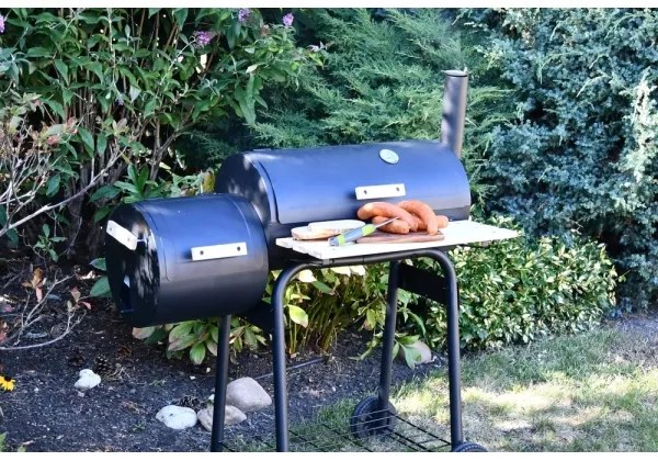 Grătar cu cărbuni cu afumătoare, negru/lemn