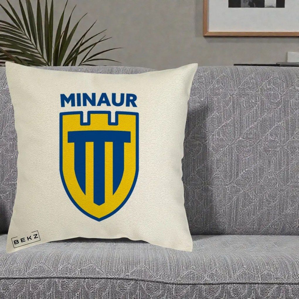 Perna Personalizata Minaur Baia Mare Fotbal, 40x40 cm, Ecru, Husa Detasabila, Perna Inclusa, BEKZ®