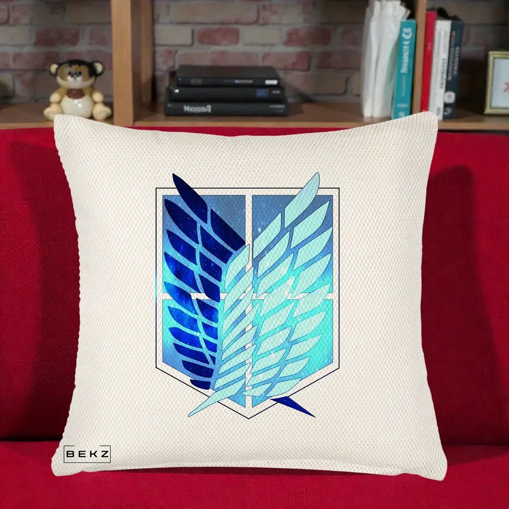 Perna Personalizata Attack on Titan Wings of Freedom, 40x40 cm, Crem Reliefat, Husa Detasabila, Perna Inclusa, BEKZ®