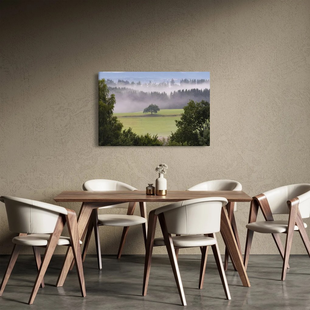 Tablou - Lunca cu copac (90x60 cm)