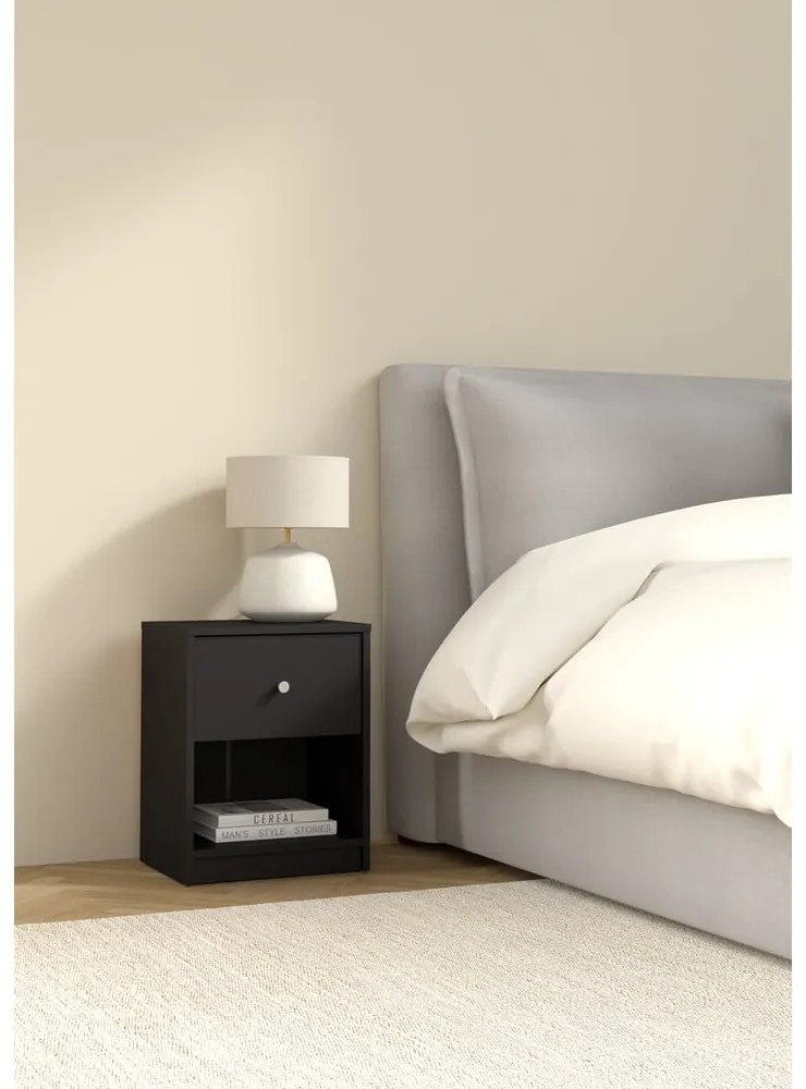 Noptieră neagră May – Tvilum