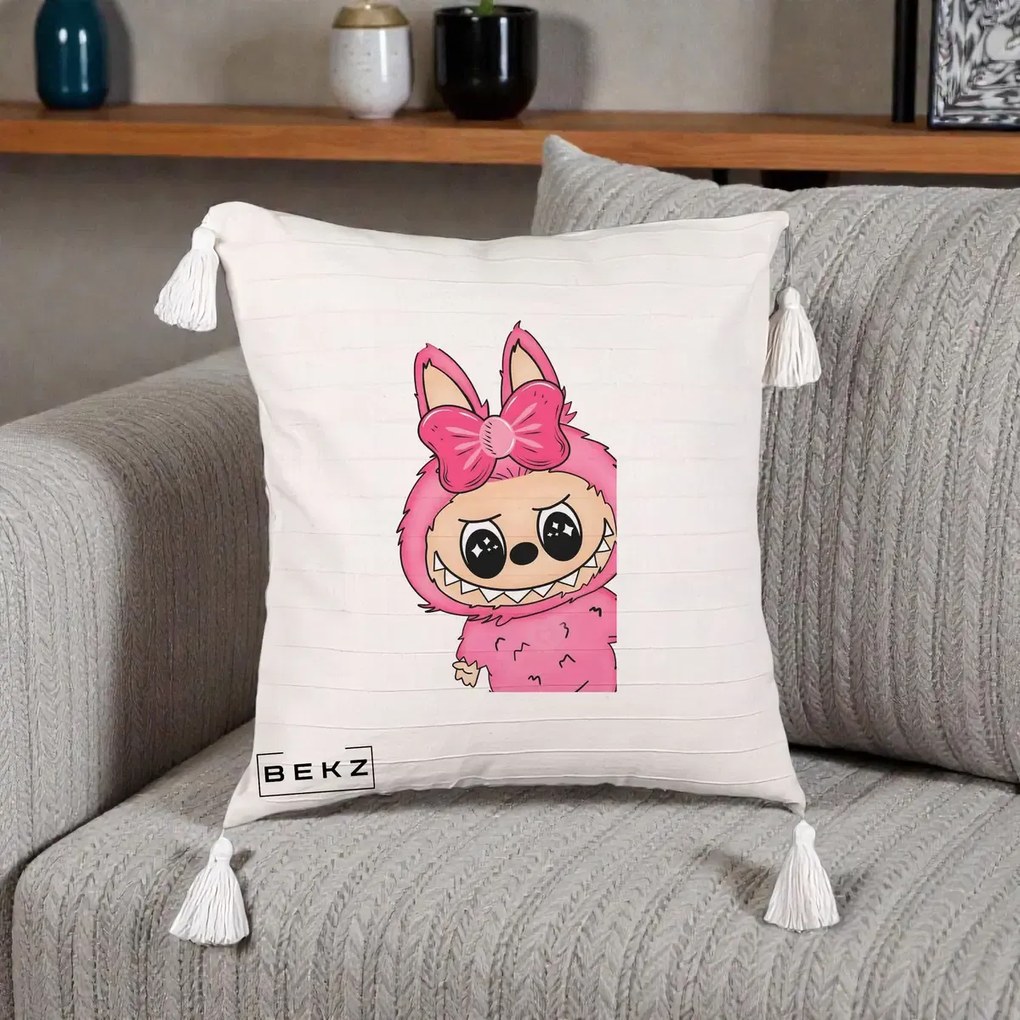 Perna Personalizata Labubu Roz cu Funda, 40x40 cm, Bej cu Franjuri, Husa Detasabila, Perna Inclusa, BEKZ®