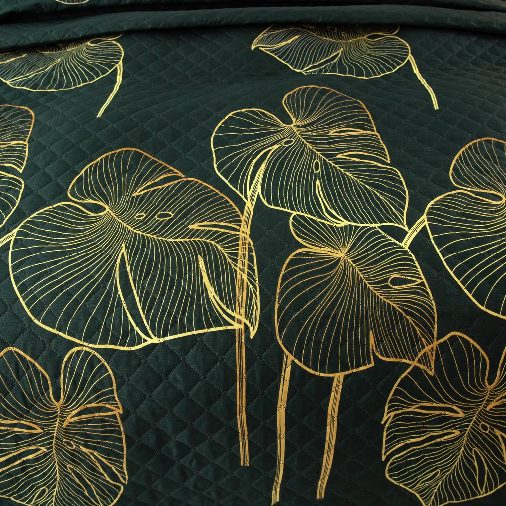 Cuvertura de pat cu model VENECIA verde inchis Dimensiune: 170 x 210 cm