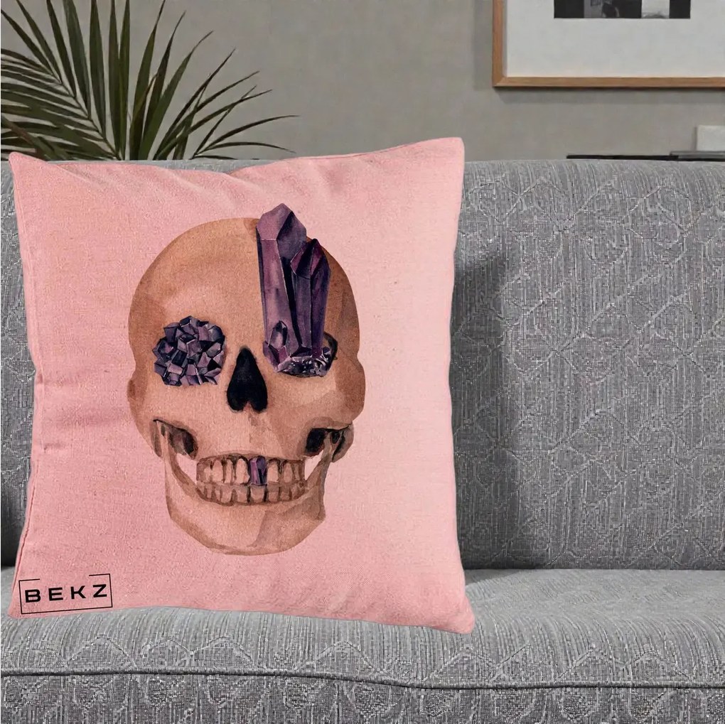 Perna Decorativa Craniu cu Cristale de Ametist, 40x40 cm, Roz, Husa Detasabila, Perna Inclusa, BEKZ®