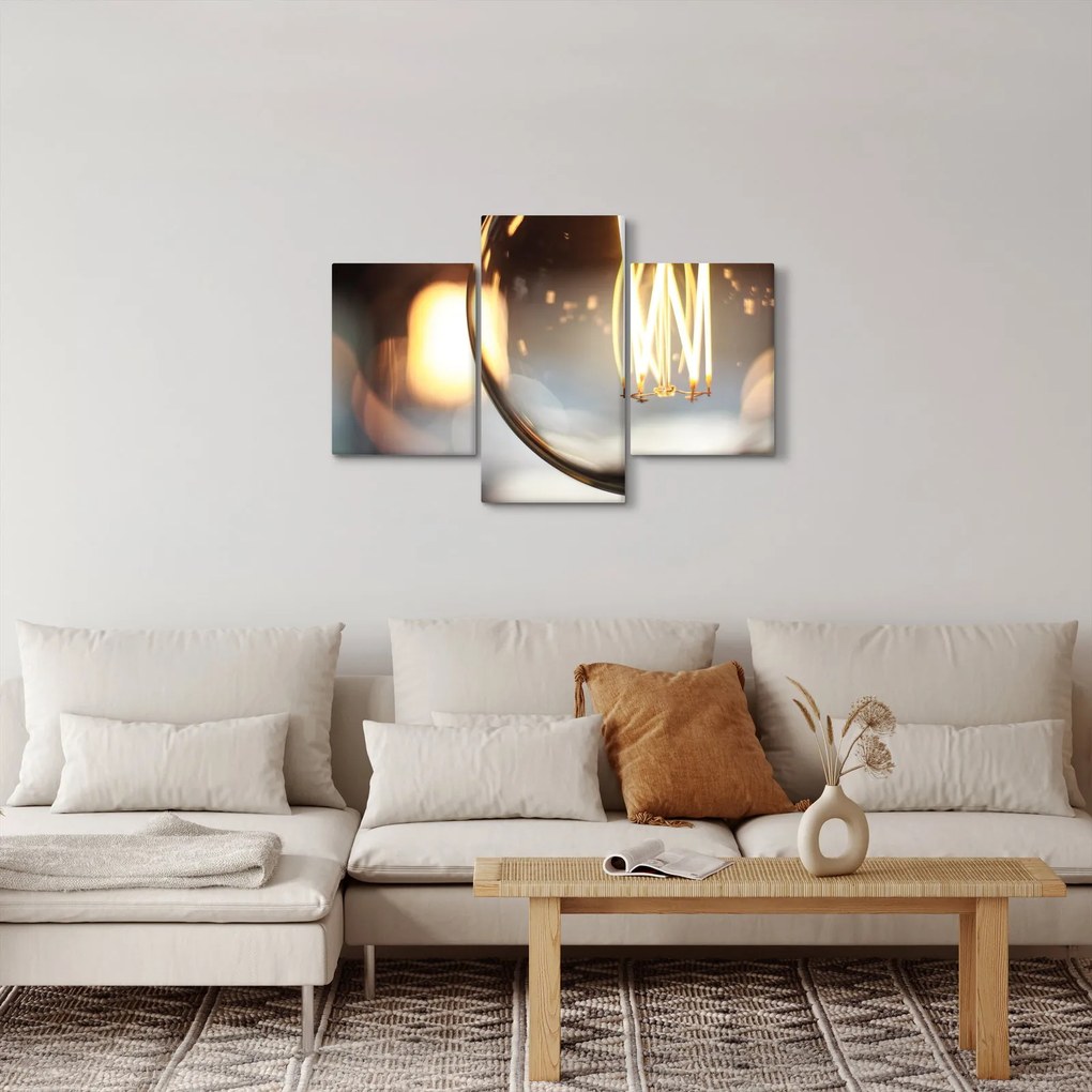 Tablou cu becul aprins (90x60 cm)