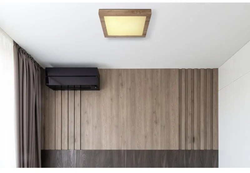 Plafoniera LED cu efect de lemn XAVVI