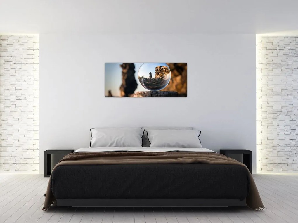 Tablou cu lupa și peisaj (120x50 cm)
