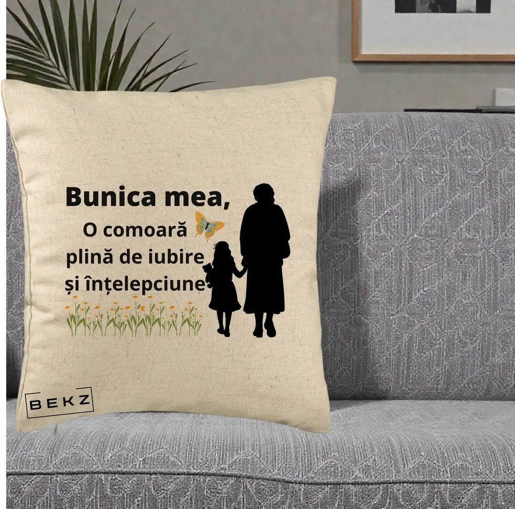 Cadou pentru Bunica - Perna Personalizata Bunica Mea Comoara Iubire Intelepciune Varianta Extinsa, 40x40 cm, Bej, Husa Detasabila, Perna Inclusa, BEKZ®