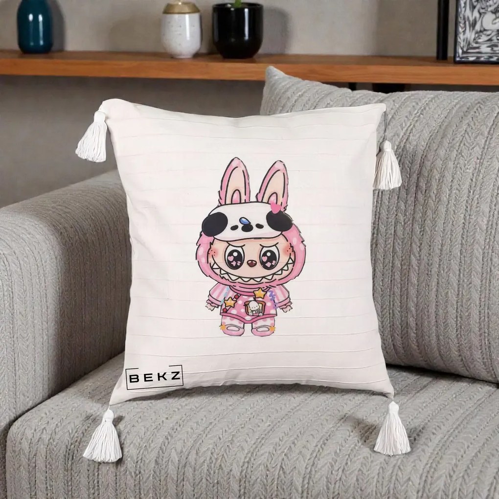 Perna Personalizata Labubu Panda-Bunny Roz, 40x40 cm, Bej cu Franjuri, Husa Detasabila, Perna Inclusa, BEKZ®