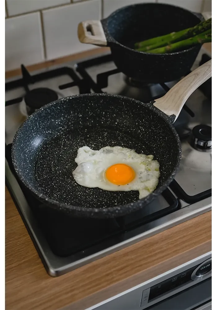 Tigaie, diametru 26 cm, KAROTE