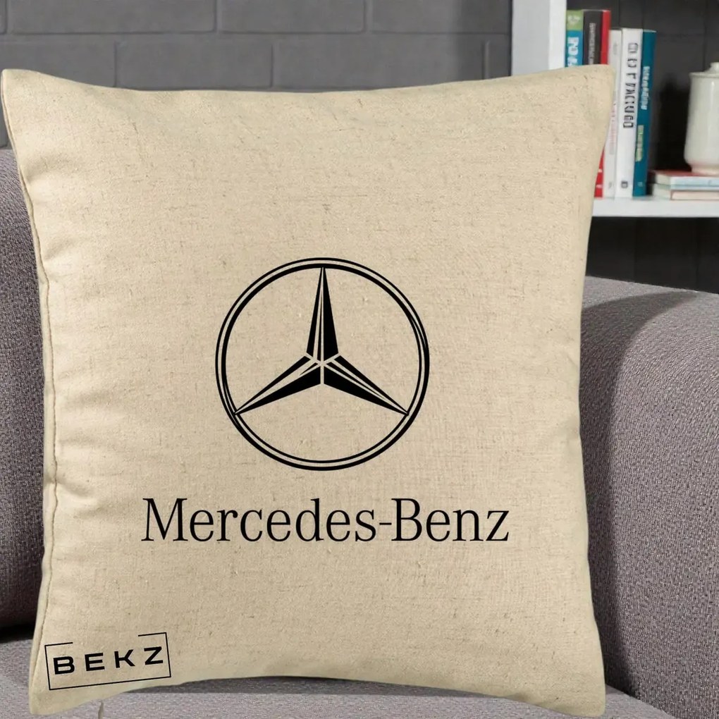 Perna Personalizata cu emblema Mercedes-Benz, 40x40 cm, Bej, Husa Detasabila, Perna Inclusa, BEKZ®
