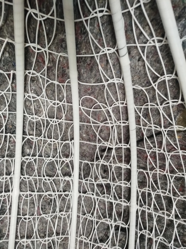 OFERTA Fotoliu suspendat alb KOKON fara suport Calitatea II