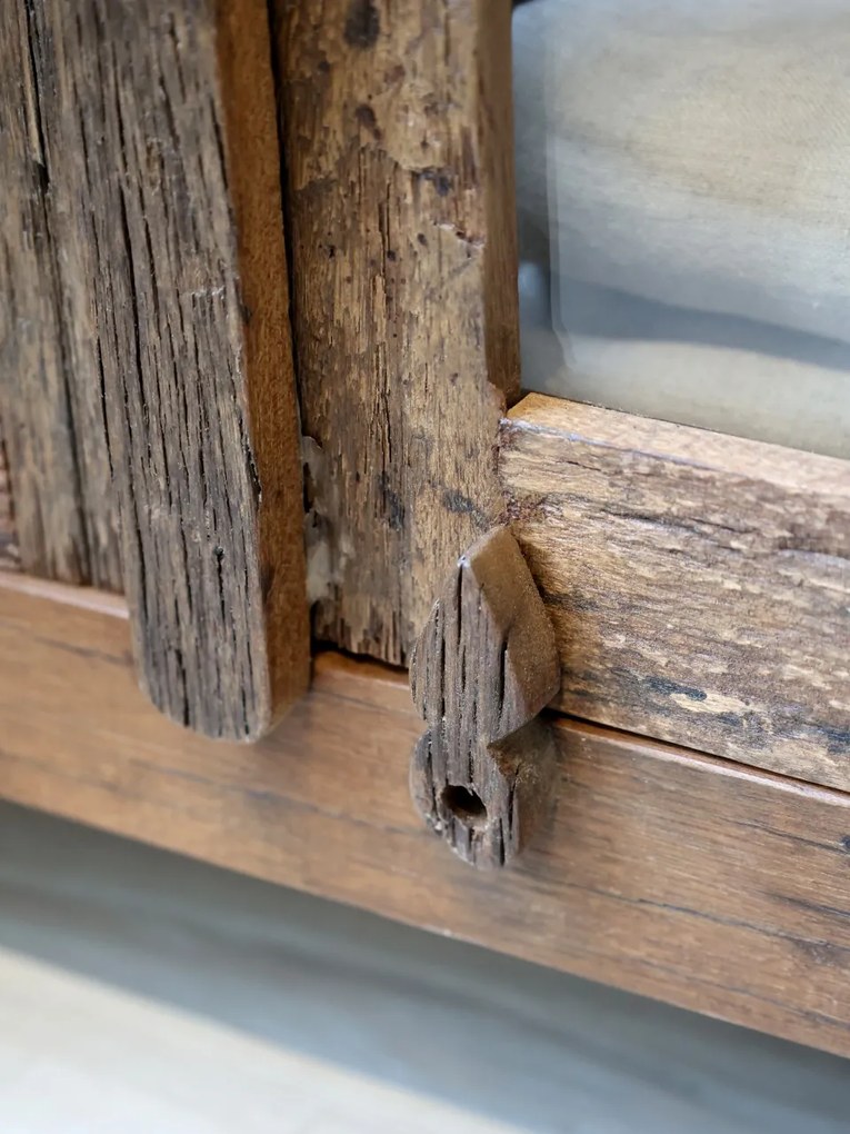 Vitrina din lemn reciclat, cu aspect vintage, Grimaud - Ava