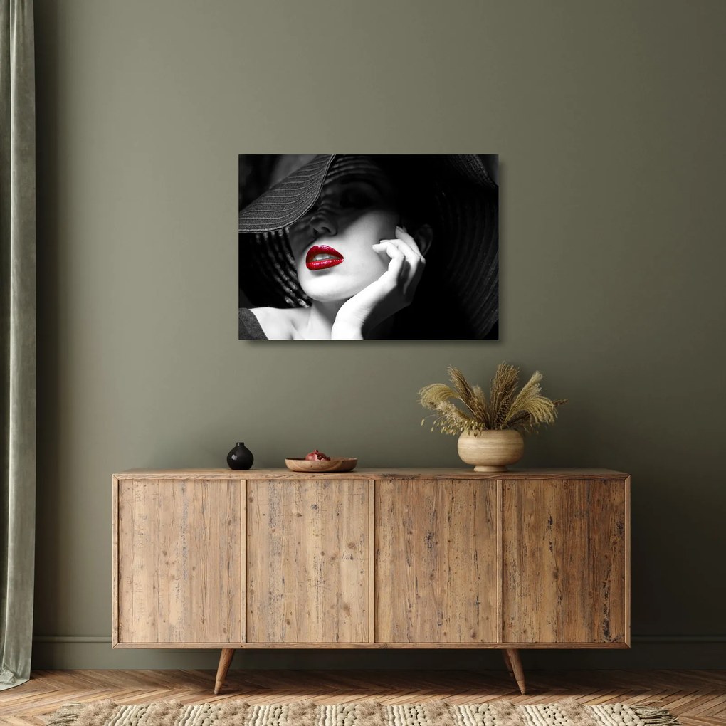 Tablou pe sticlă - Femeie cu pălărie (70x50 cm)