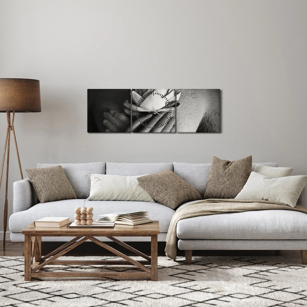 Tablou - Lotus în mâinile lui Buddha (cu ceas) (90x30 cm)