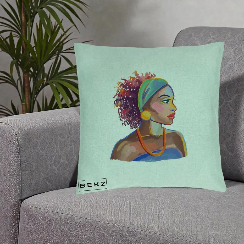 Perna Decorativa Portret Femeie Urbana Acuarela, 40x40 cm, Verde Menta, Husa Detasabila, Perna Inclusa, BEKZ®