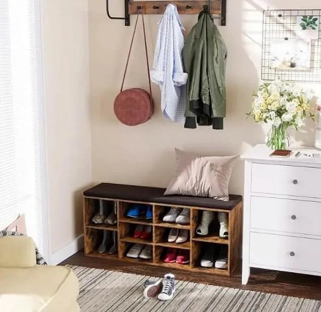 Pantofar cu bancă tapițată GABI, 10 compartimente, 104x30x48cm, negru/maro închis Jurhan