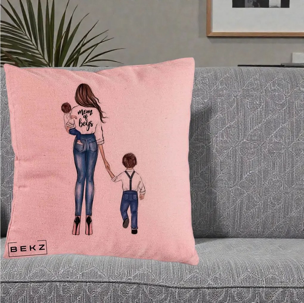 Cadou pentru Mama - Perna Personalizata Mom of Boys Mama cu Baietii, 40x40 cm, Roz, Husa Detasabila, Perna Inclusa, BEKZ®