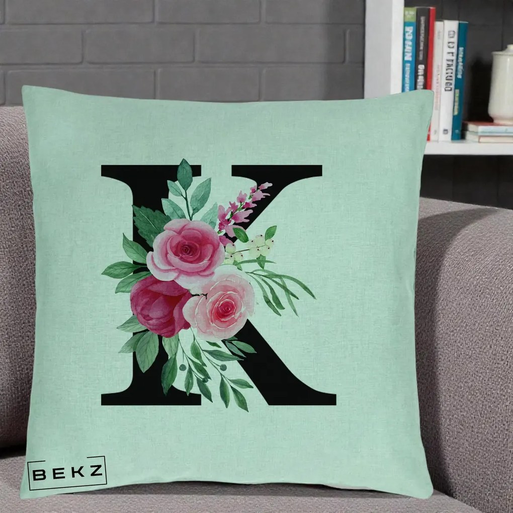 Cadou Personalizat - Perna Personalizata Monograma Florala Litera K, 40x40 cm, Verde Menta, Husa Detasabila, Perna Inclusa, BEKZ®