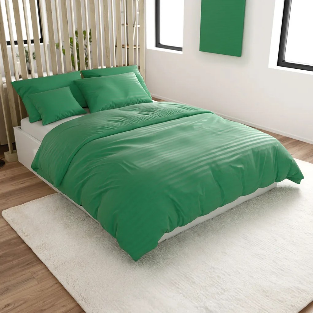 Lenjerie de pat din microfibra hoteliera JASMINE verde inchis - dunga 2 cm Dimensiune lenjerie de pat: 70 x 90 cm | 140 x 220 cm
