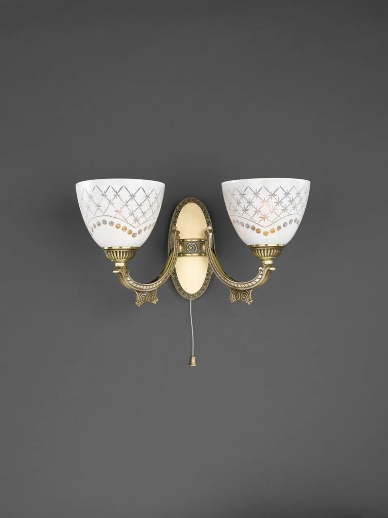 Aplica clasic design italian din alama, sticla 7052 RA-A. 7052/2