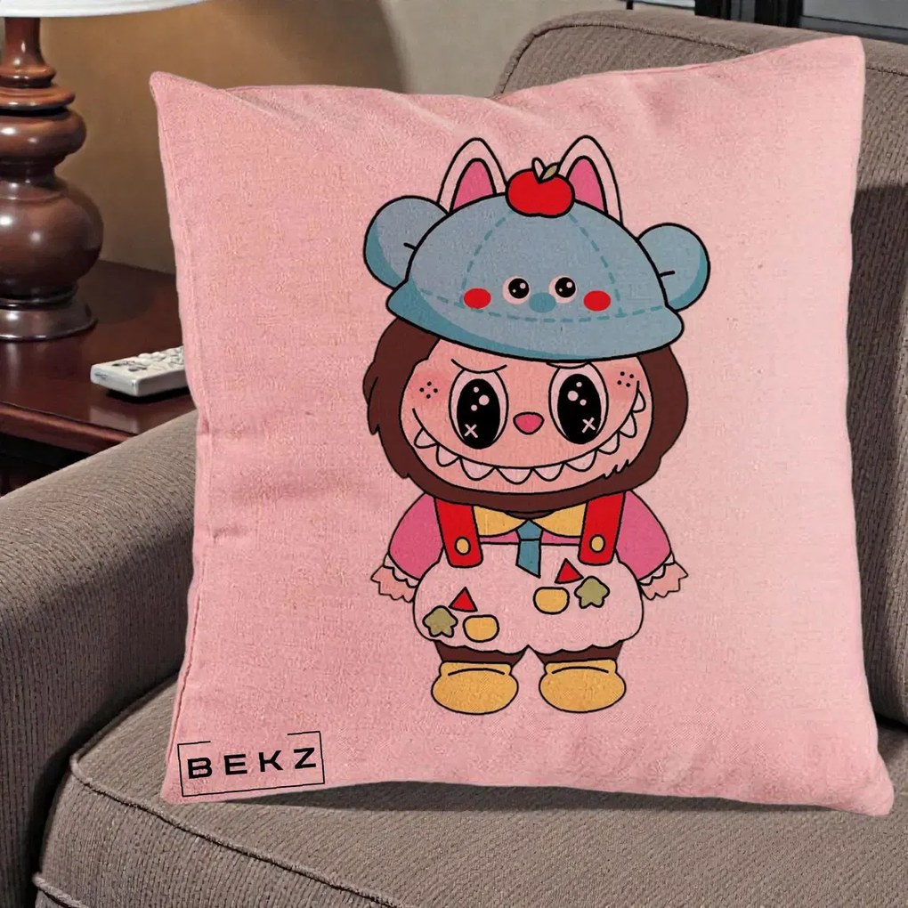 Perna Personalizata Labubu x Urs Albastru Colorat, 40x40 cm, Roz, Husa Detasabila, Perna Inclusa, BEKZ®